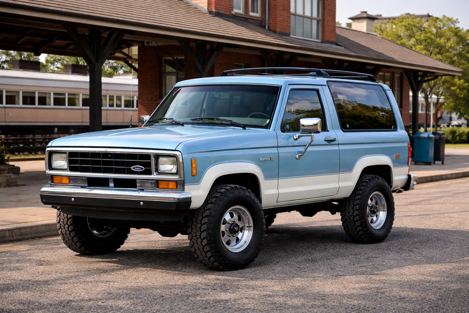 フォード ブロンコⅡはなぜ今人気?旧車SUVブームで再注目される「7つの理由」と買う前の注意点